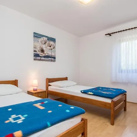 With A Parking Space - 18527 Apartment