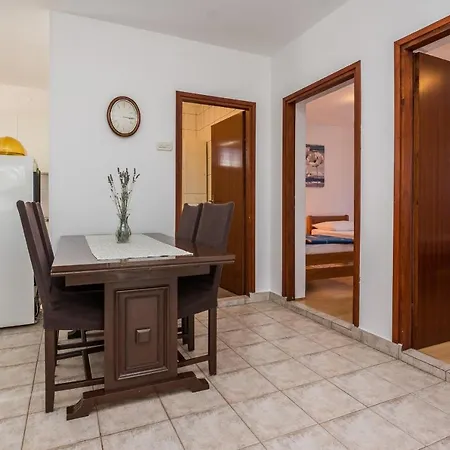 With Parking Space - 18527 Apartamento